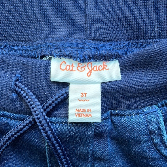 Cat and Jack Girls Jean Shorts - Picture 3 of 3